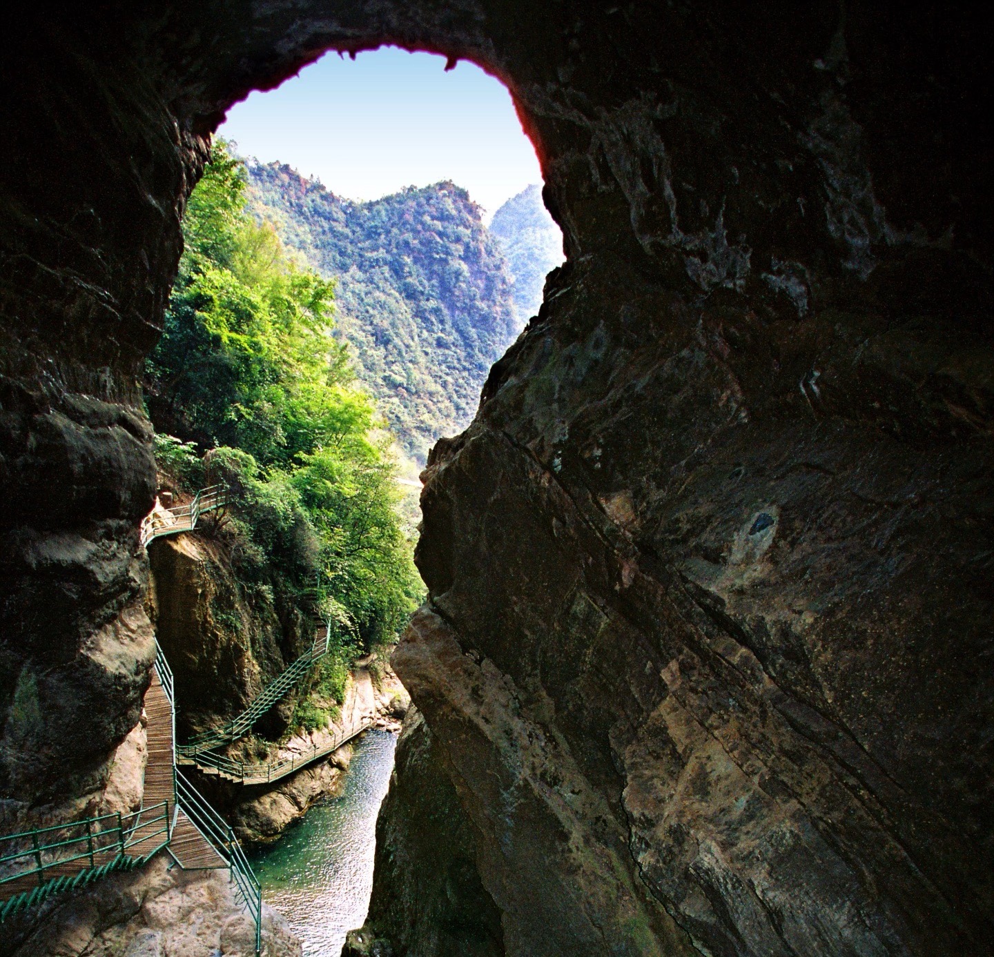 Tour7 Image1